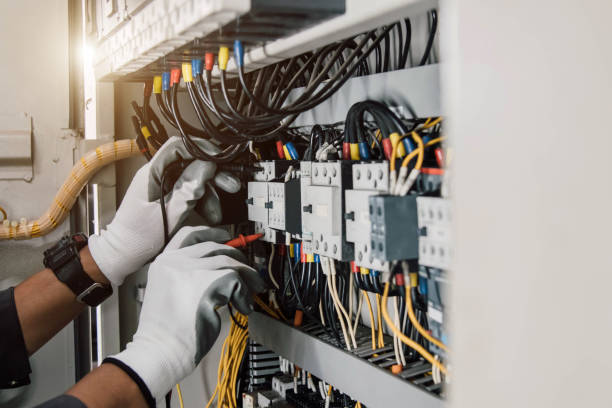 Best Licensed Electrician  in White Island Shores, MA